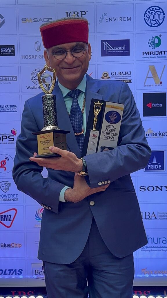 LD Sharma with awards